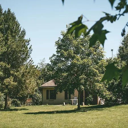 Spacious Lakeside For 8 * Moncontour (Vienne)