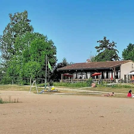 Spacious Lakeside For 8 Chalet Moncontour (Vienne)